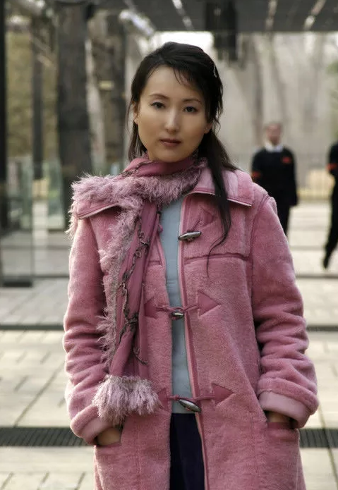 一组陈晓旭旧照:就是不穿古装,也是绛珠仙子下凡的黛玉本尊