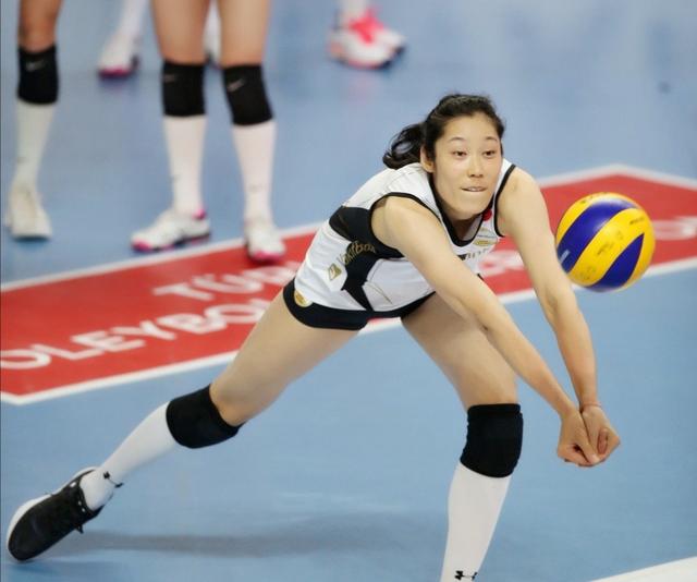 朱婷2019首秀包揽赛点关键分!瓦基弗银行赢得真尴尬