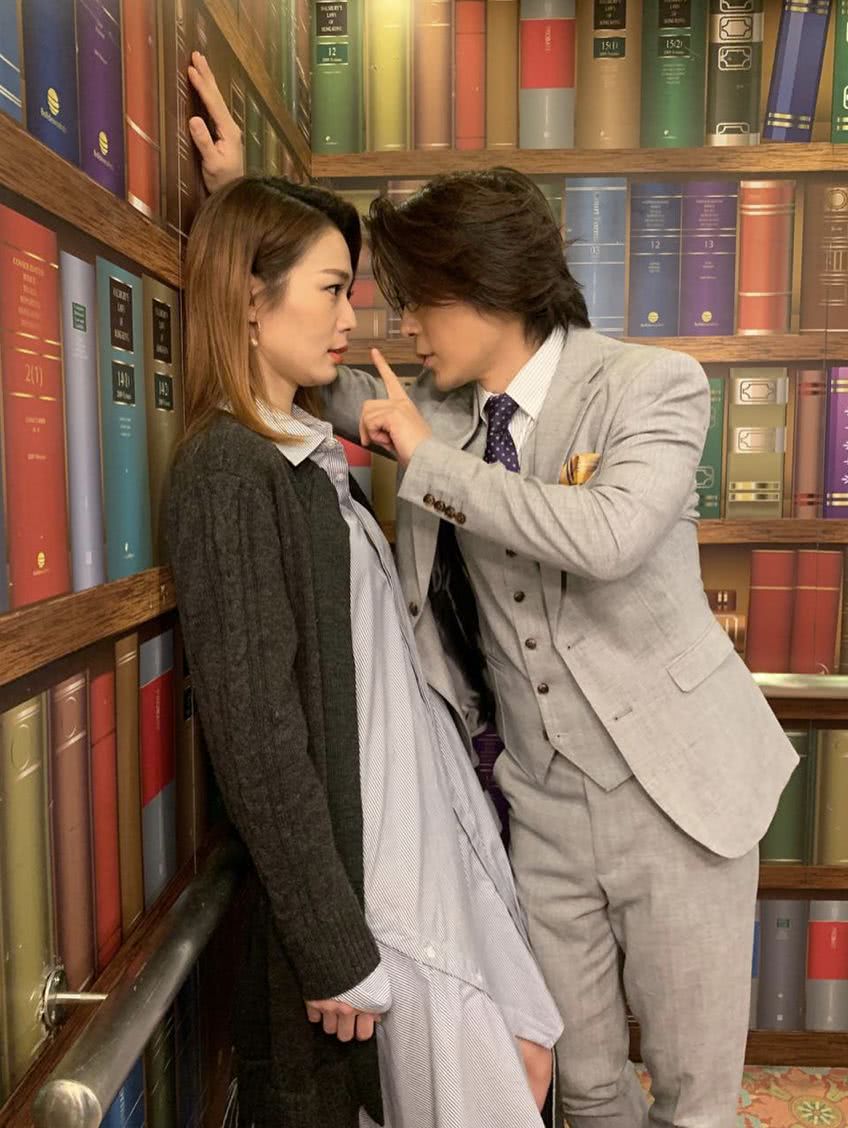 离婚后如获新生37岁吕慧仪大晒蚂蚁腰