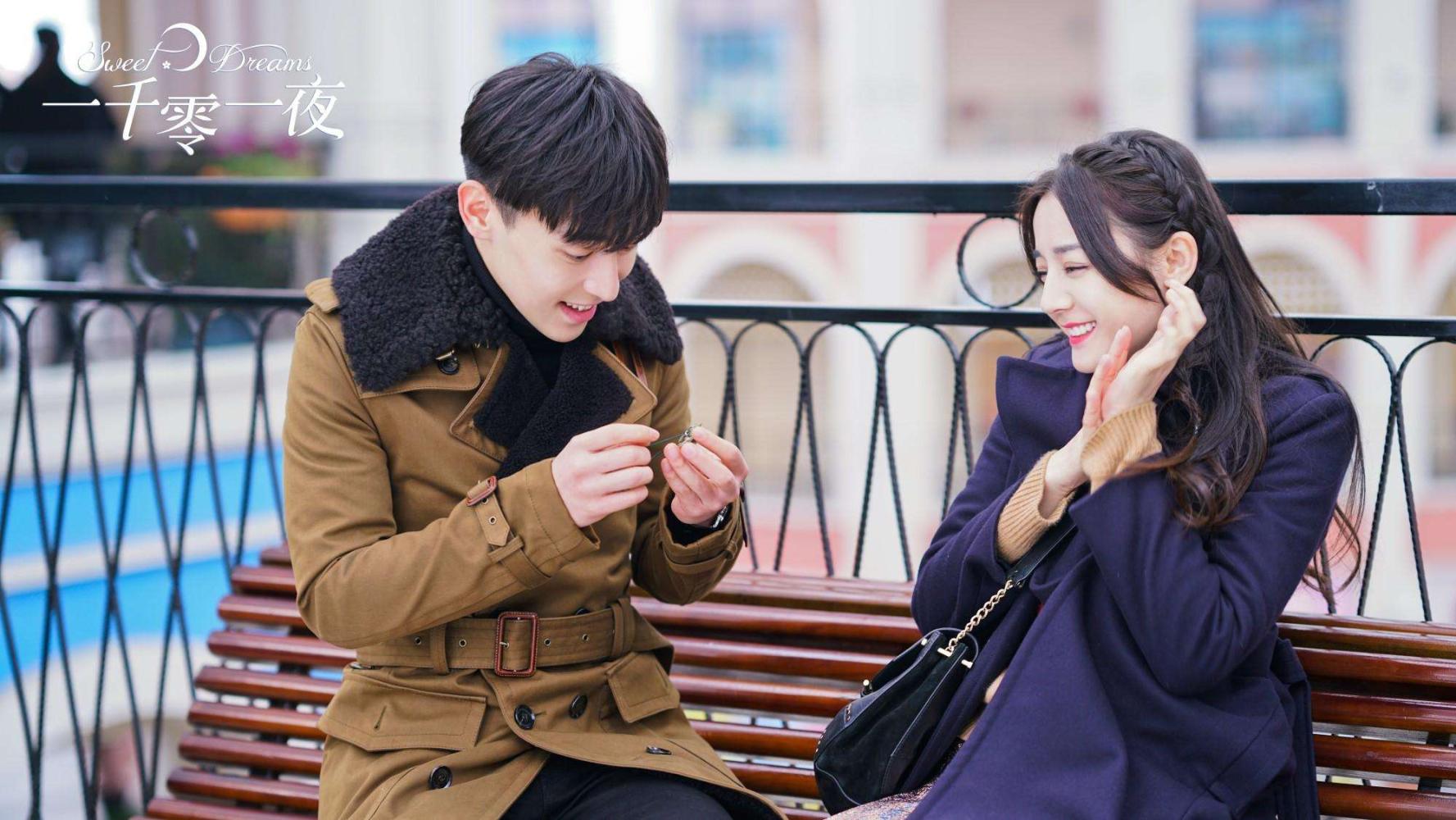 邓伦成最抢手跨年嘉宾, 三家卫视争抢, 网友: 谁请到邓伦谁就赢了