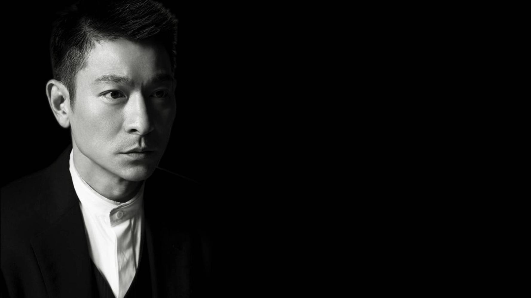 刘德华宝刀不老演唱会一小细节感动网友,全家出动女儿颜值太高!