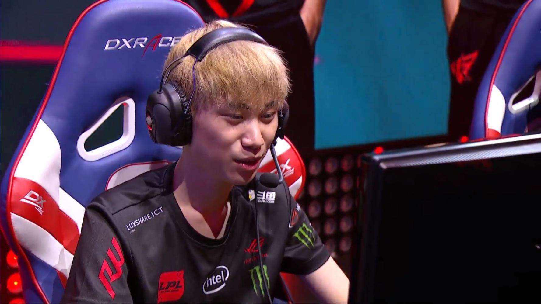 doinb直播疯狂嘲讽老队友swift又菜又不听话