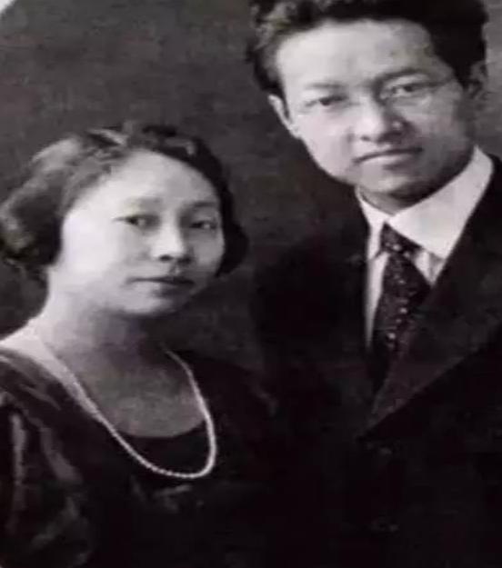 此夫妻被誉为民国第一夫妻,令人羡慕的神仙眷侣,生育四个奇女儿|民国|杨步伟|夫妻_新浪新闻
