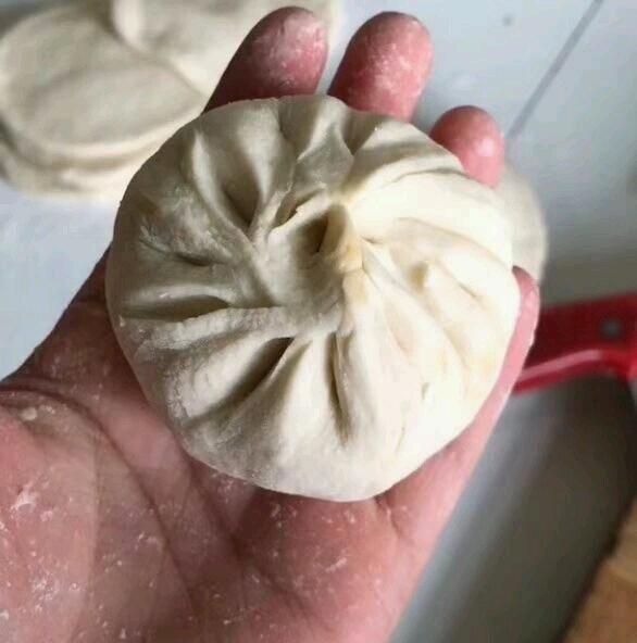 自己动手包点包子吃,可是……最后我干脆煮包子了,是哪里出错了