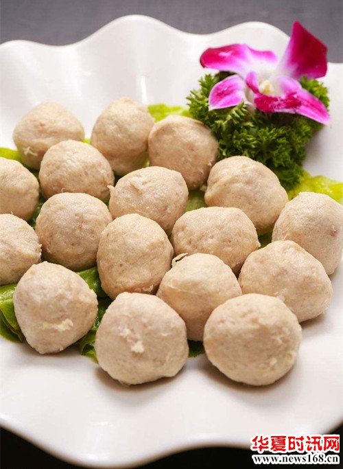 博兴人餐桌必不可少的美食 山东省滨州市龙居边峰丸子