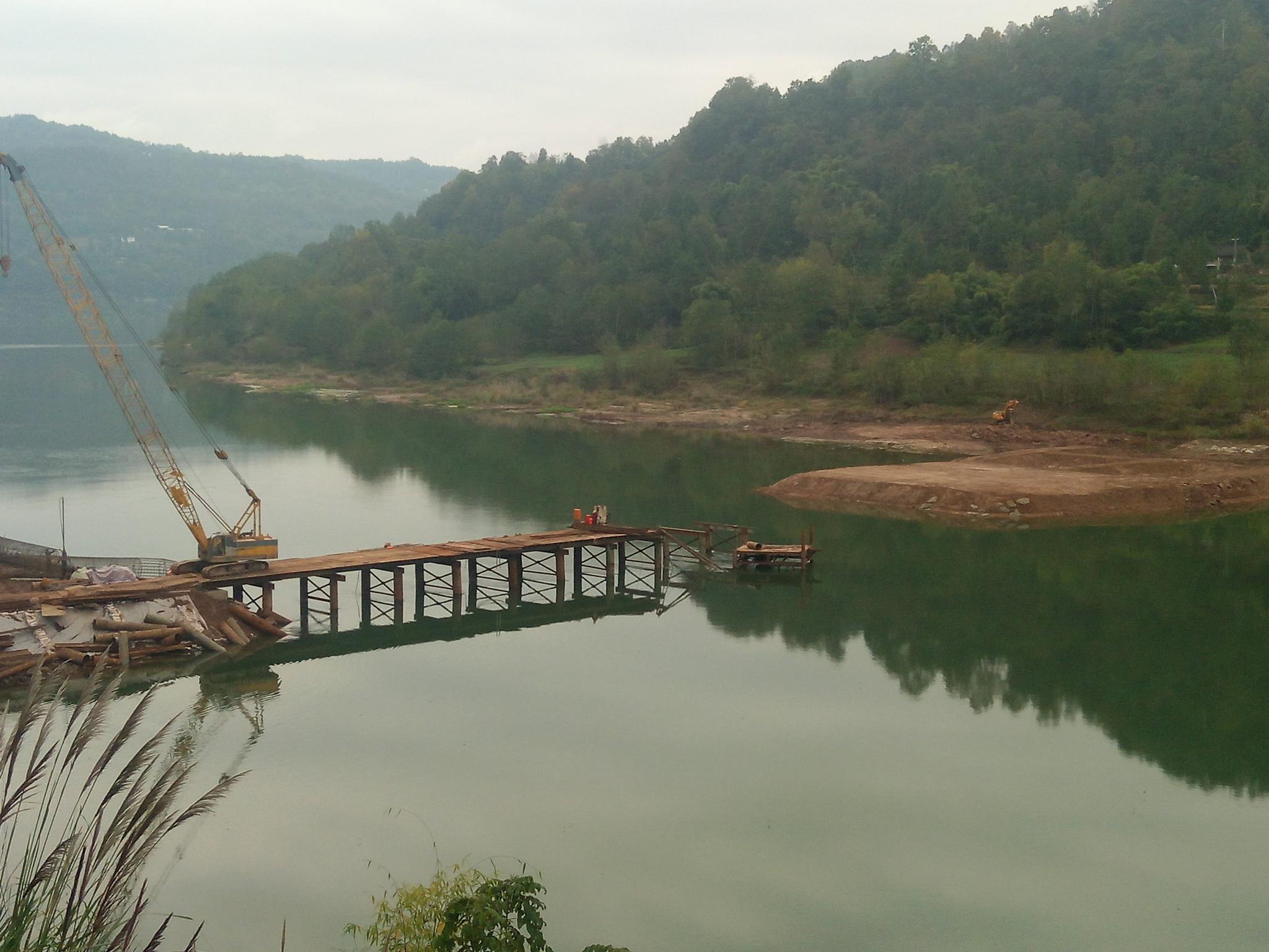 江陵镇巴河大桥项目建设加快推进