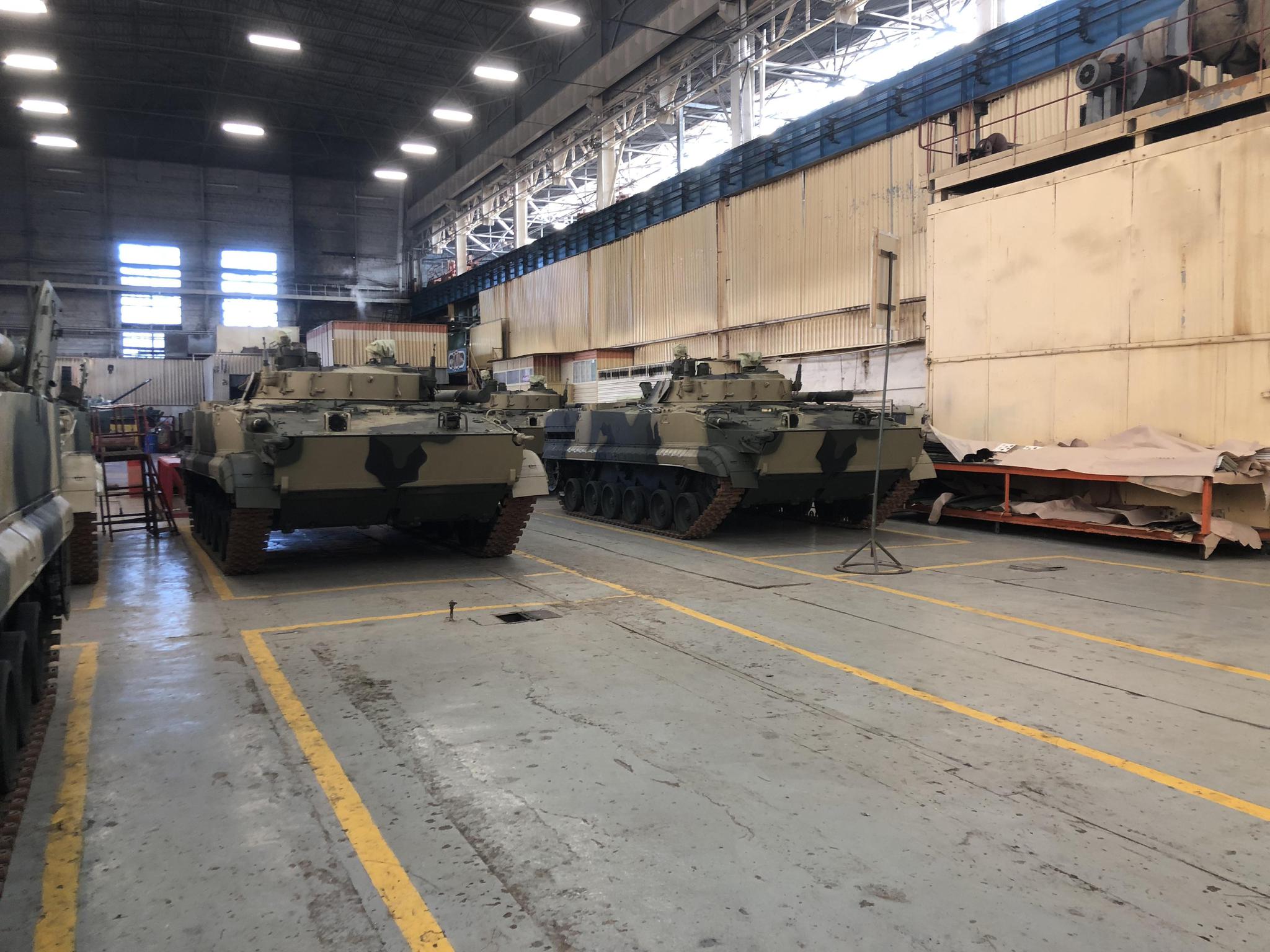 俄罗斯著名军工厂组装线超高清新照 生产任务是非常饱满