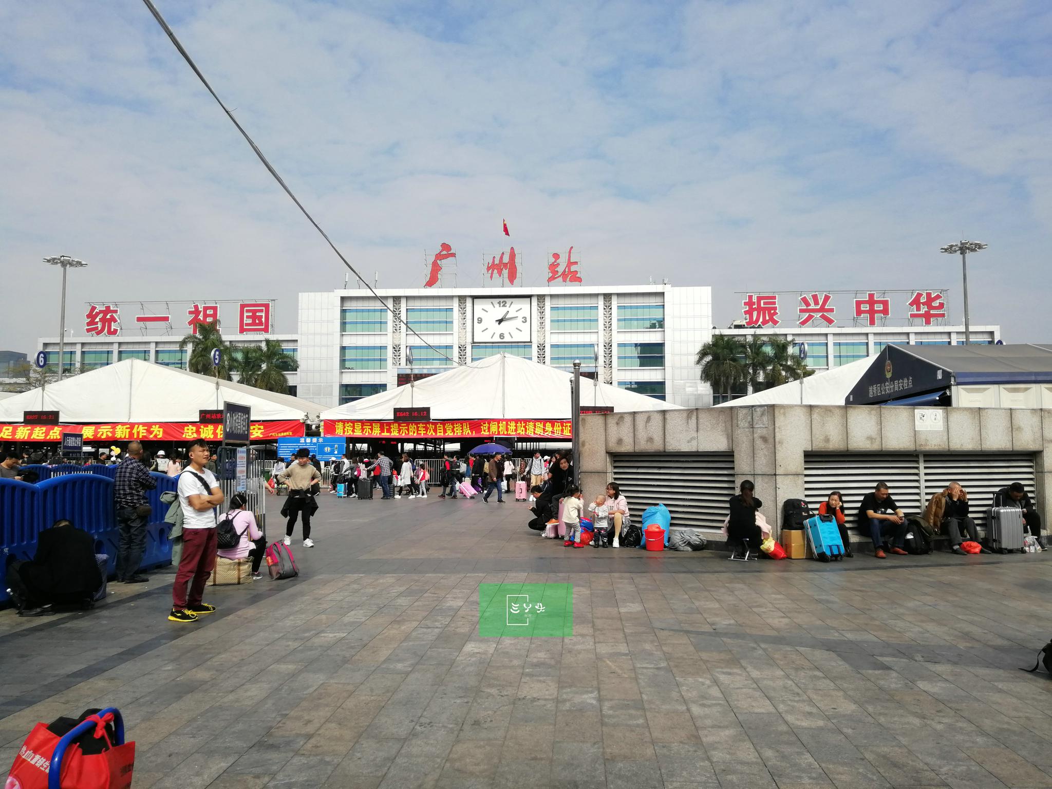 春运广州火车站图片