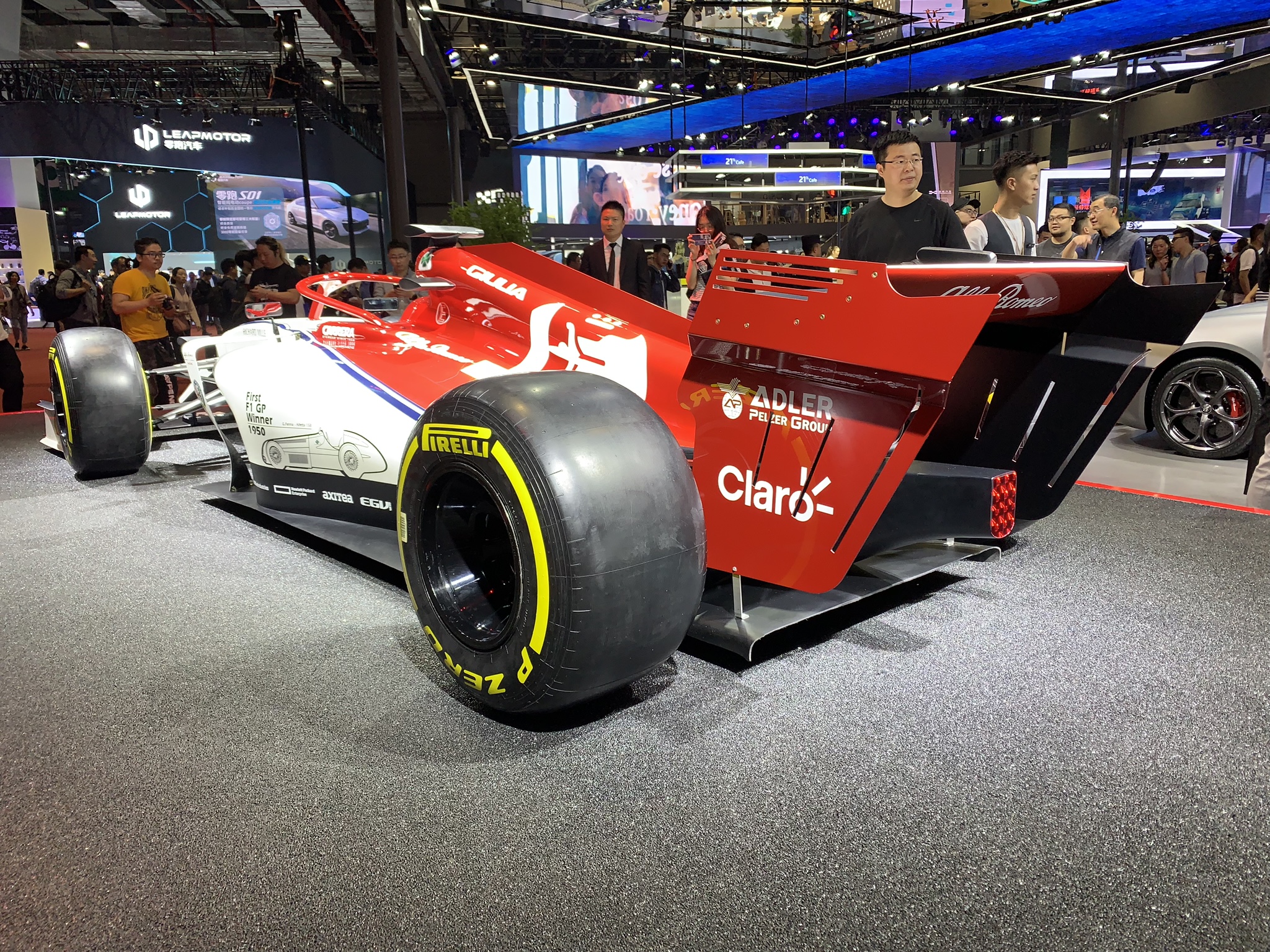 东风小康C37加长版的外廓尺寸是多少 加长板东风小康C37加盟货拉拉算得上是中面标准