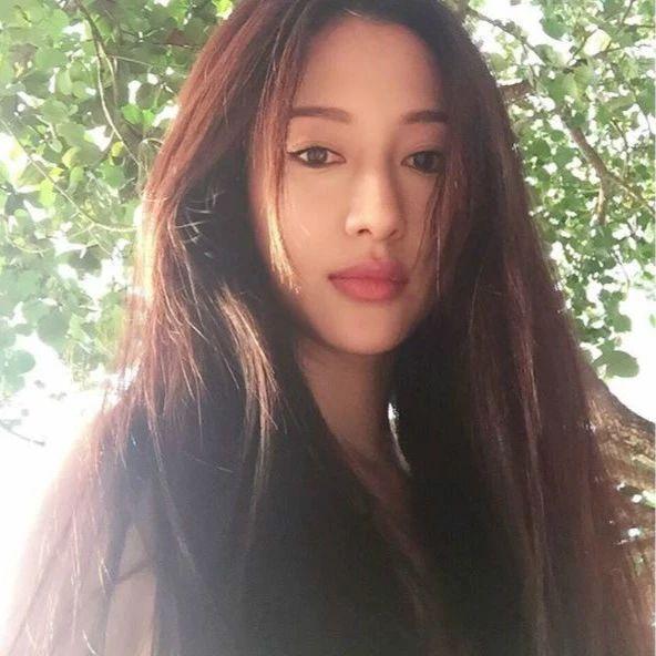 39岁女星家中被浓烟包围:整个厨房都烧毁了