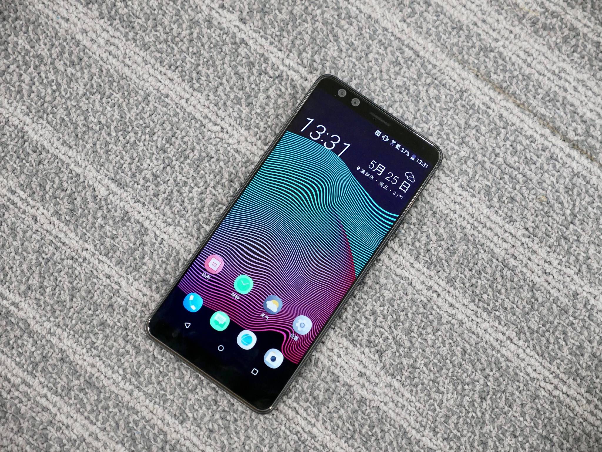 htc u12  体验:最强双摄之外,htc 还想打通手机和 vr 的界限