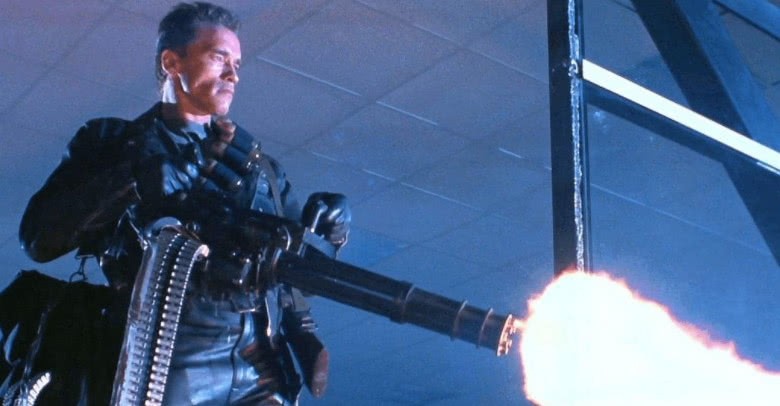 如果回到三国一个排兵力人手一把加特林能否守住一座城池