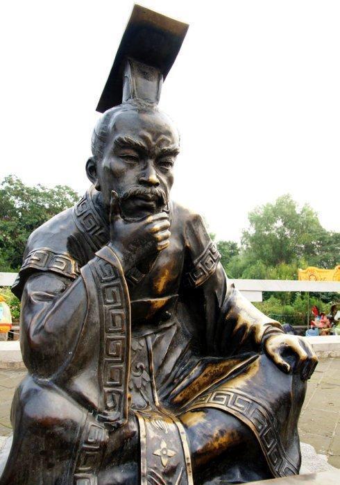 我国最长寿的皇帝,儿子:爹,我先走了,孙子:爷,我也挺不住了|赵佗|皇帝