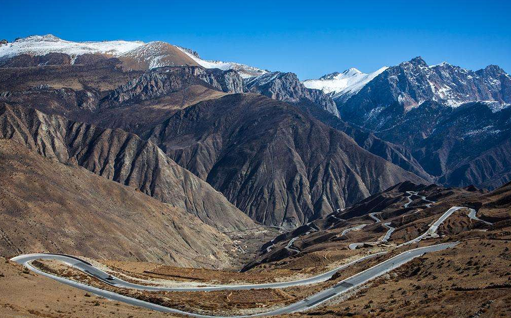 在川藏线上,除了穷游女,这类女孩子也不能搭理,后果非常严重!
