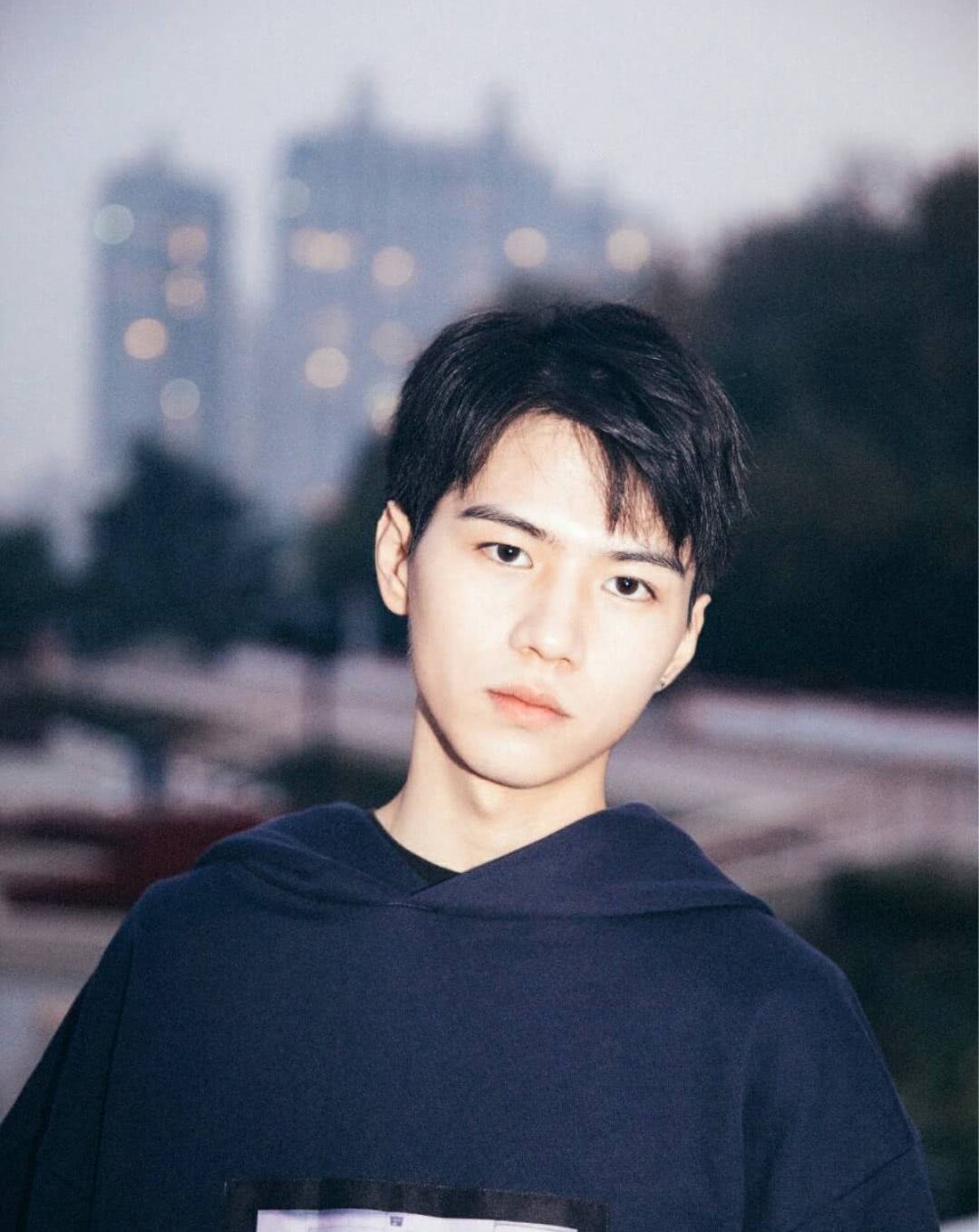 《变形计》最有魅力的小帅哥杨桐,网友:被小公子暖到了