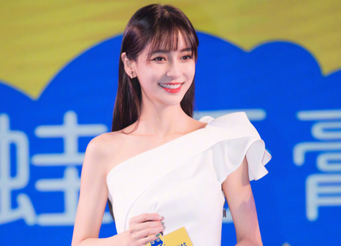 笑容最迷人的5位女星:杨颖甜美笑仅第二,第一被称"微笑女神"