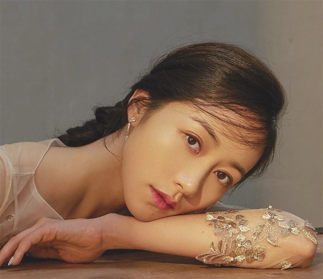 韩雪背景强大又怎样能演戏开公司还玩科技她靠自己就够了