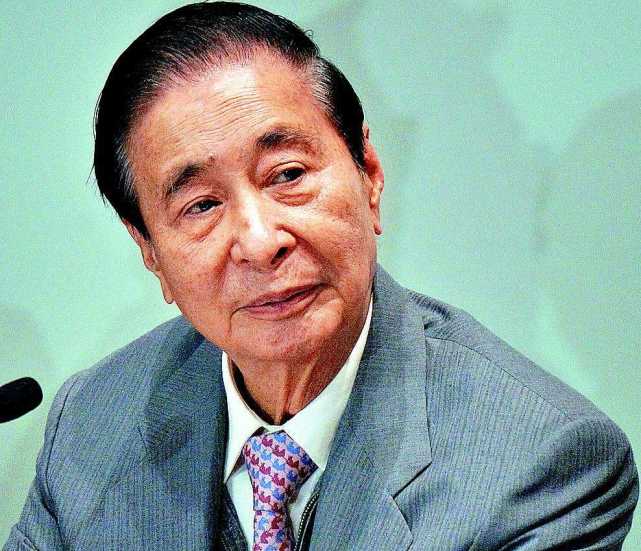 香港最具影响力的6位大佬,掌控多个领域命脉,却都钟情于一件事