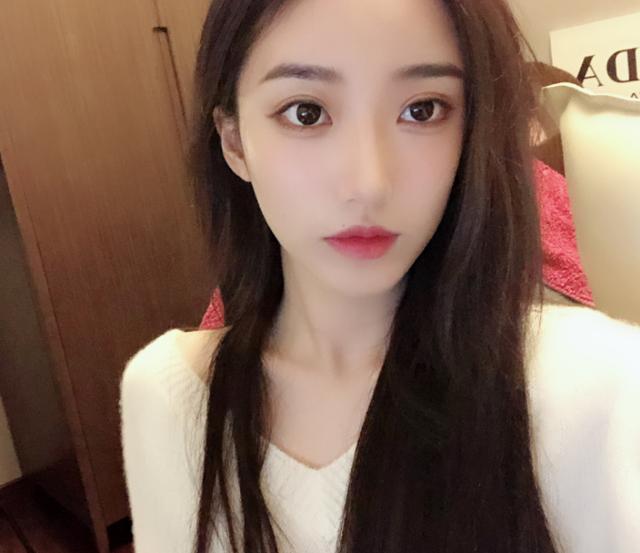 斗鱼音乐盛典再现气质女神!年度音乐区冠军小苏菲将登上舞台!