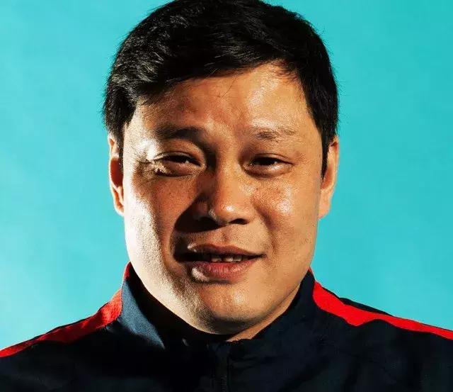 范志毅在节目中谈未来女婿标准,看到她女儿后,球迷们纷纷喊岳父