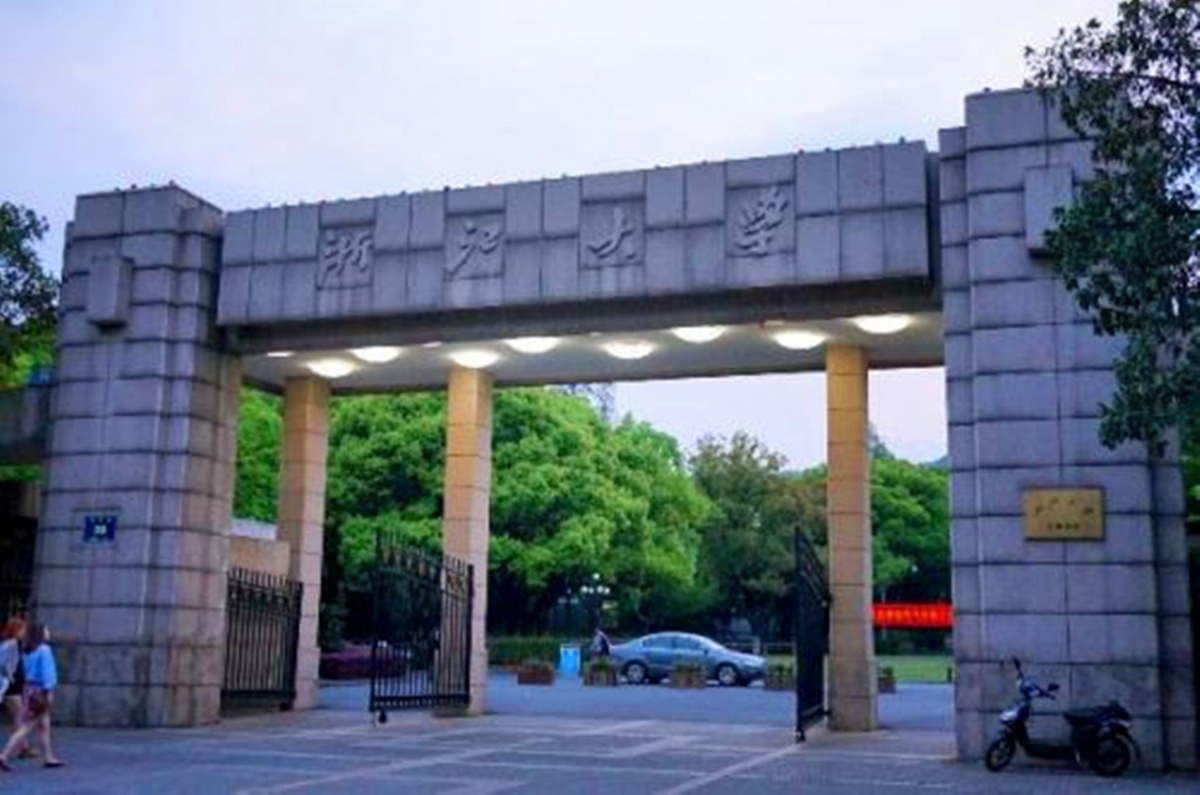 他杀害她父母死刑,她不想年轻的他死,现实版米里哀主教诞生记