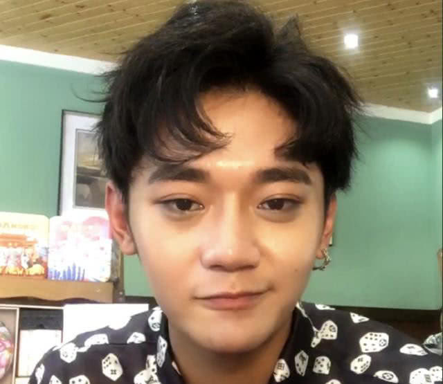 1,余天翊余天翊在剧中饰演的角色是罗雀,这个人物在剧中本来是尹南风