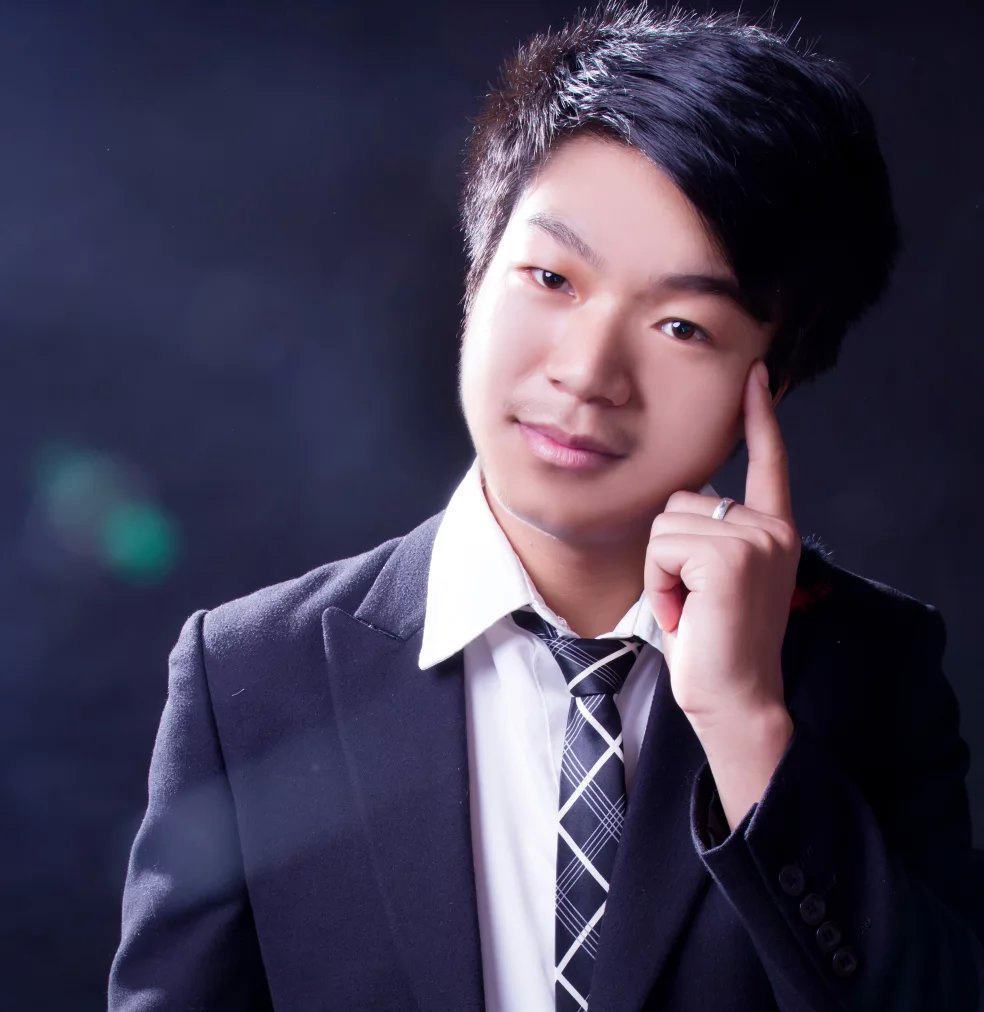 贵州威宁草根明星李才全,出道走红网络成为威宁网红人