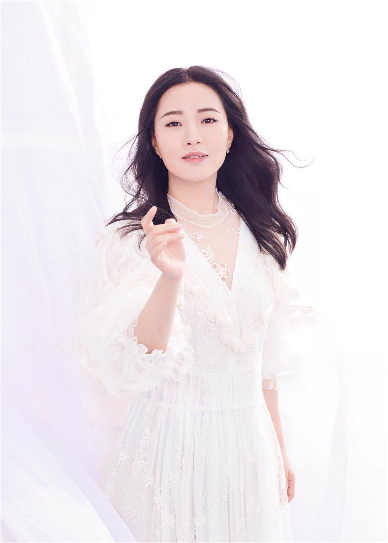 雷佳敦煌谣站在历史刻度前的大歌谣