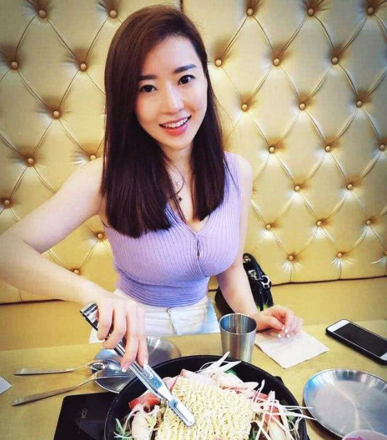 气质超凡脱俗,蒋娉婷依旧美到心坎儿,时尚达人的代表