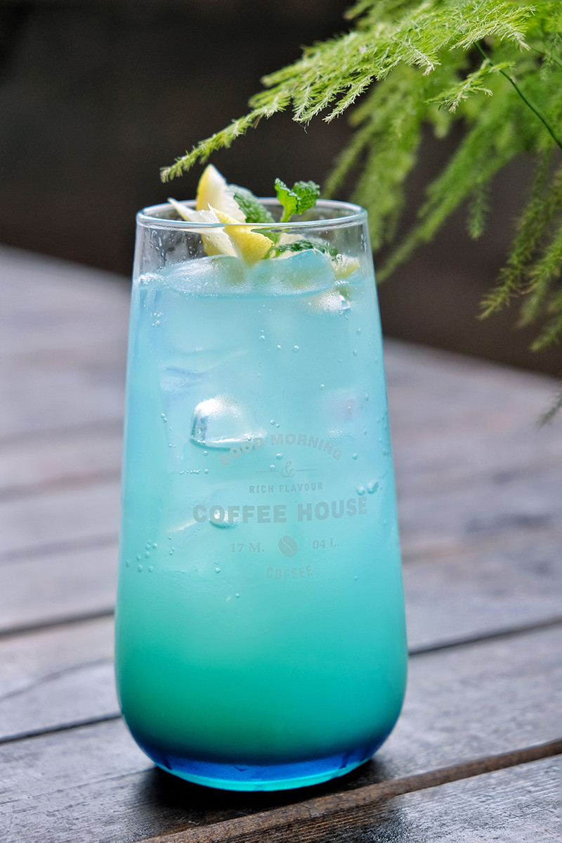 在香港火了15年的茶餐厅,来成都搞事情了