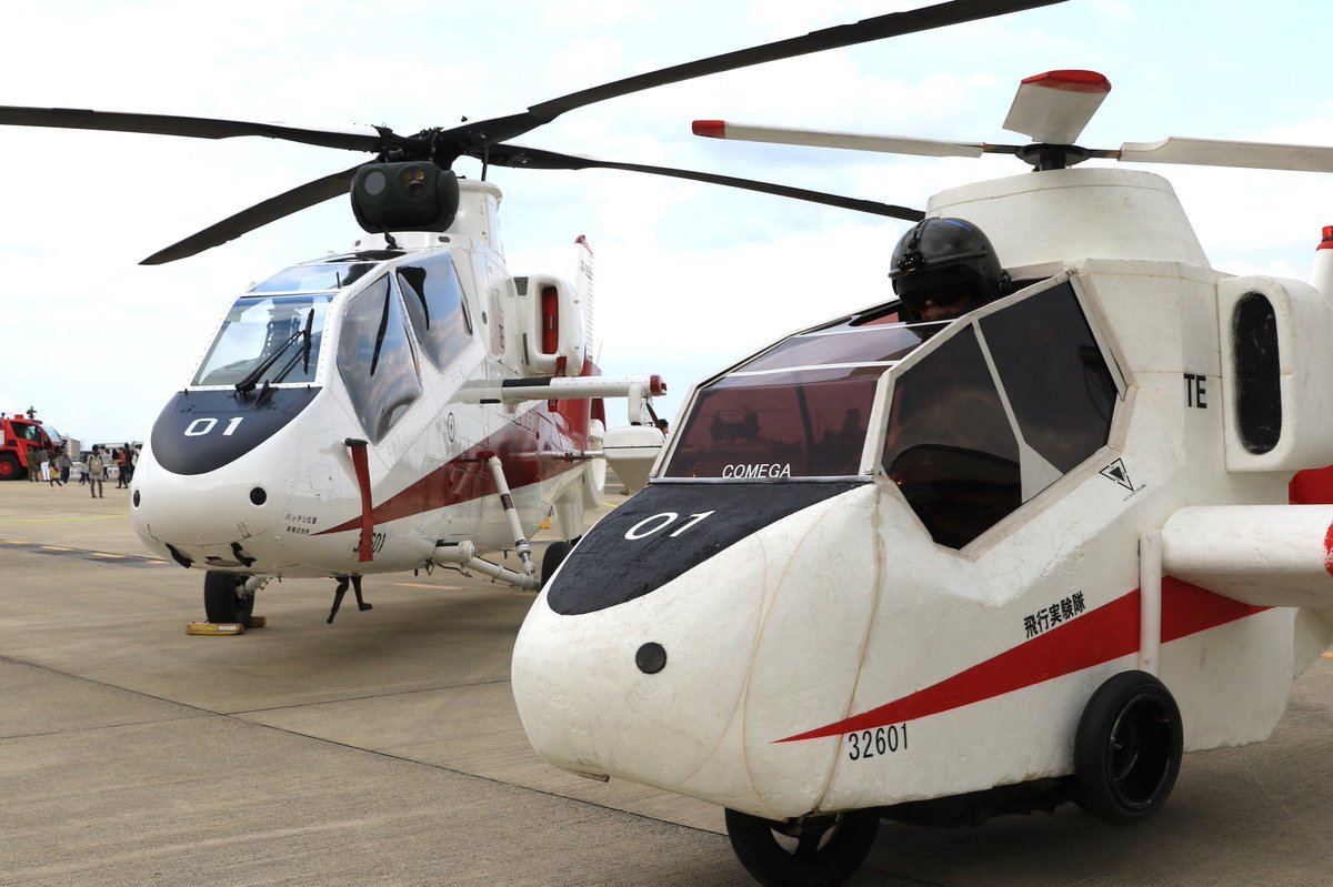 因坠机停飞4年日本国产武装直升机恢复飞行外形酷似武直19