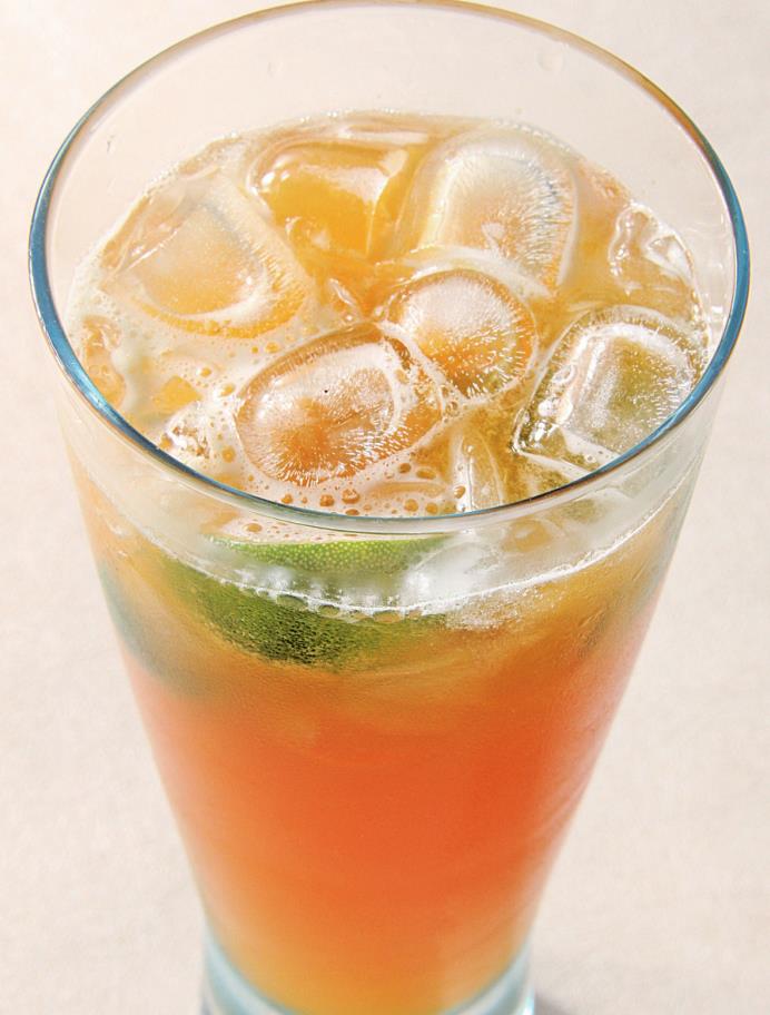 好喝又清凉的冰橘茶,不但解渴,喝完更是令人神清气爽!