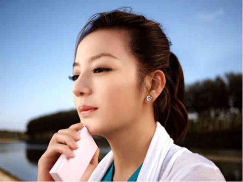 "嗜赌如命"的五大女星,第二位开设赌场入狱,第五位拍天价麻将
