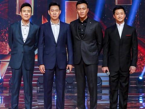 吴京,胡军,于和伟,张丰毅,亮相央视国庆晚会,十分帅气!