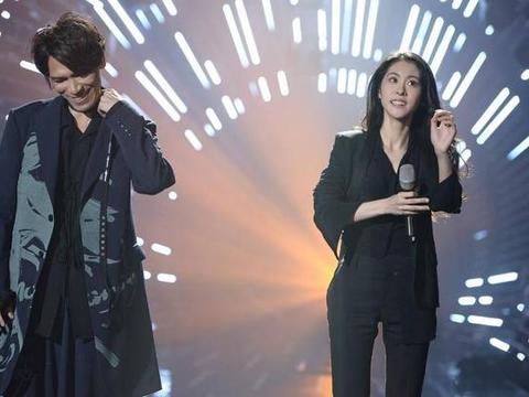 华人歌曲排行榜20大金曲,《凉凉》上榜,听过10首叫你一声大神|凉凉|歌曲|作曲_新浪新闻