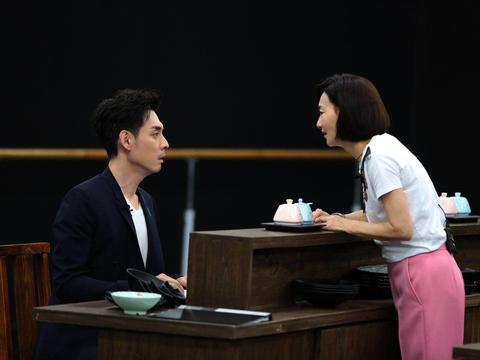 刘欢《我就是演员》演绎实力催泪弹 挑战《深夜食堂》最虐心片段|我就是演员|刘欢|催泪弹|虐心|片段_新浪新闻