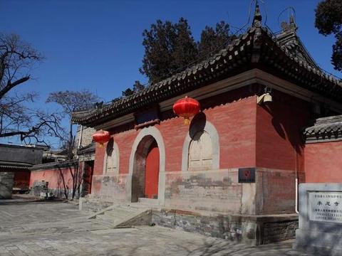 中国最“神秘”寺庙:不做道场不受香火,500年来从未开过庙门!|寺庙|承恩寺|香火_新浪新闻