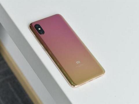 骁龙845加持,小米8pro屏幕指纹版,透明后壳太酷了!