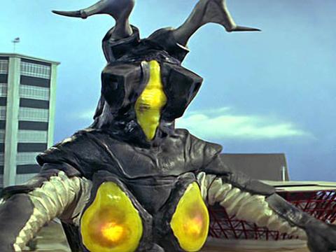 历代杰顿皮套与能力对比,二代杰顿用料最便宜,海帕杰顿非常强