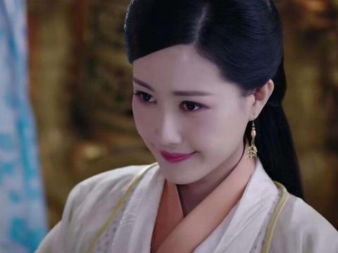 她跟皇帝情投意合,成婚13年生12子,28岁被逼出家后遭赐死