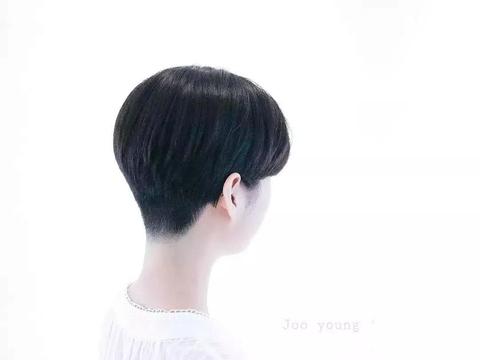 2019流行倒剃式超短发,大家提前了解一下