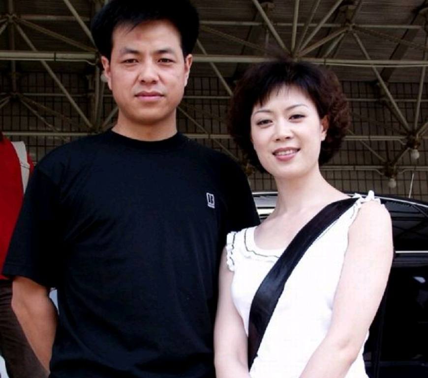 高龄没孩子的3位央视女主播,有人理由很直接,网友:浪费好基因|李修平