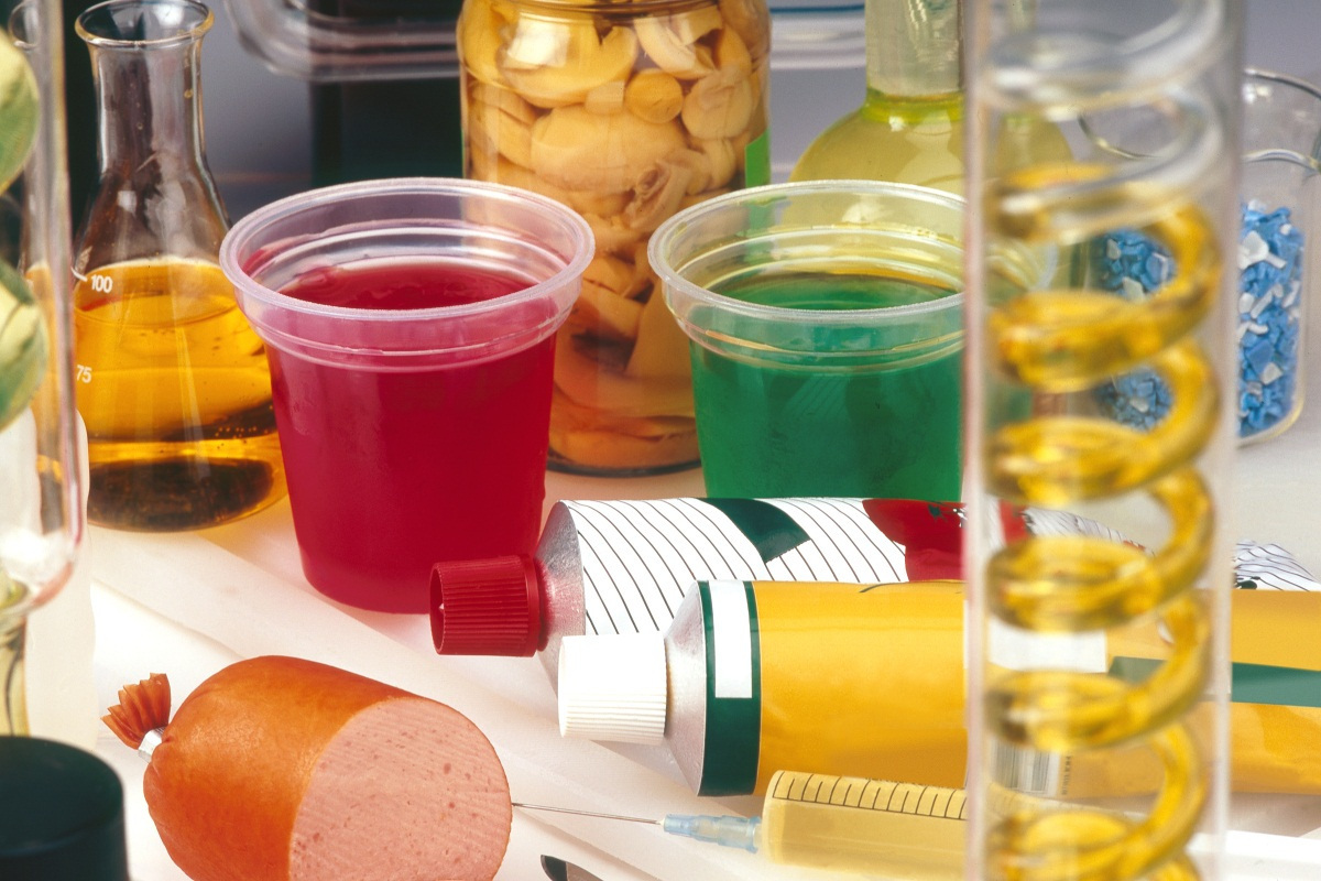 国外禁止的婴幼儿食品添加剂,还在给宝宝吃?该长点心了!