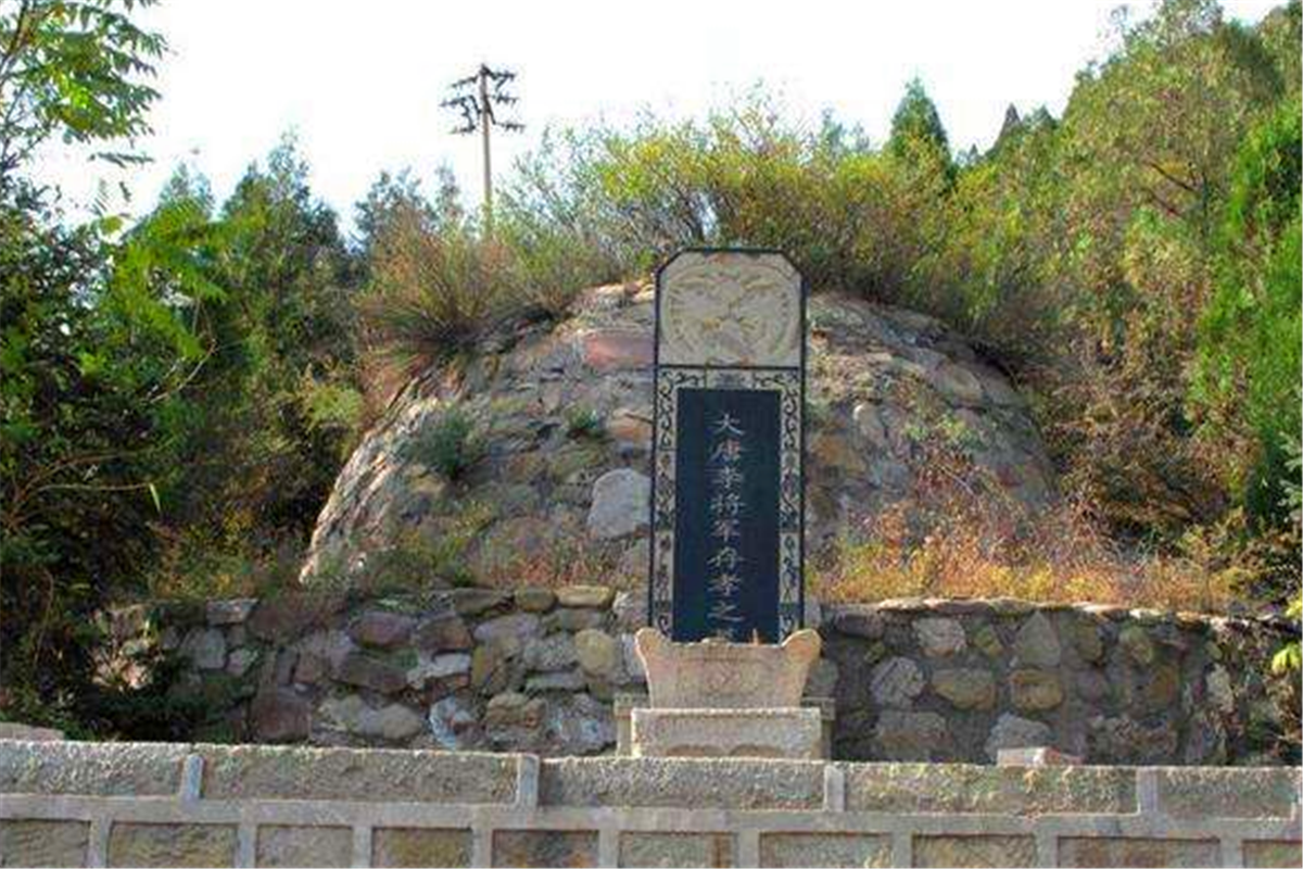 古代此猛将与项羽齐名,死后陵墓没人碰|李存孝|猛将|陵墓_新浪新闻