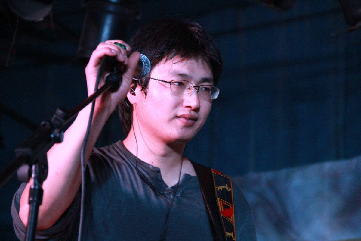 李志对于音乐而言是不可复制的,是一朵奇葩,他的歌值得一听