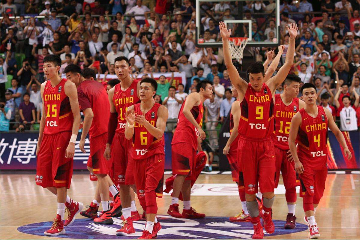 男篮世预赛球员名单出炉!国家队主力全无,于德豪入选引争议