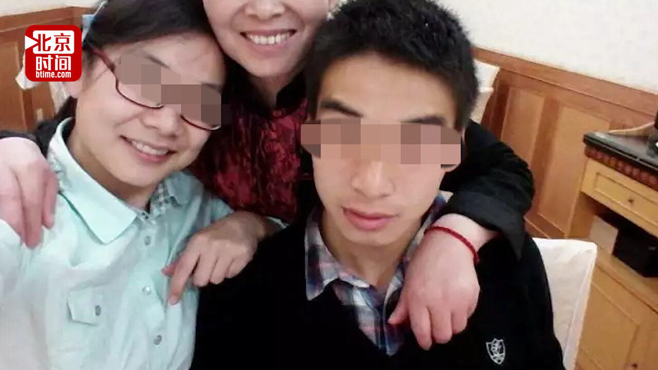 陶崇园姐姐:我怎么可能给王攀道歉 此前声明迫于压力_手机新浪网