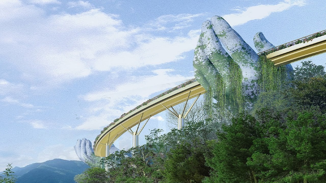 越南的一座金桥,竟被一双大手高举在海拔1400米的半空中