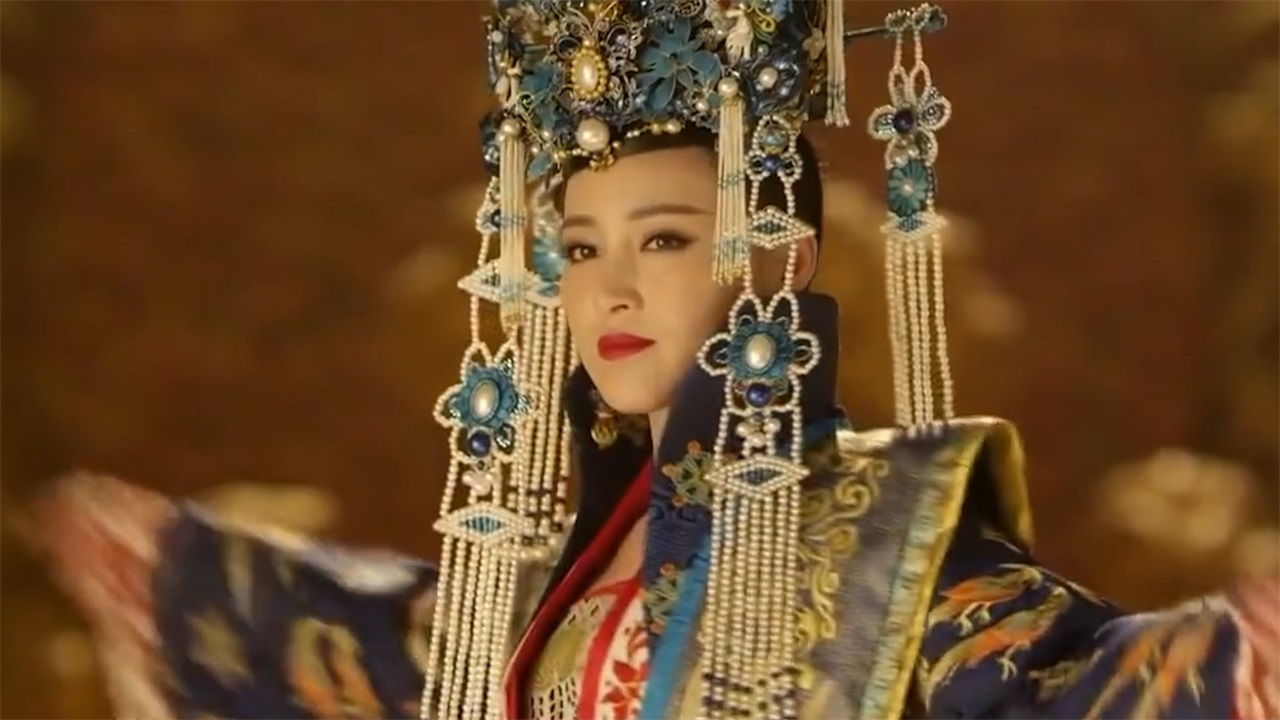 待到真宗去世仁宗继位,军政大权都交由刘皇后把持朝政,辅助宋仁宗.