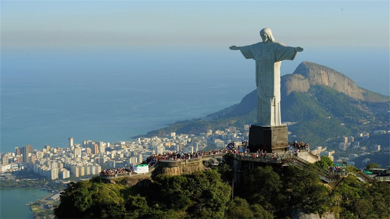 巴西耶稣像宙斯图片